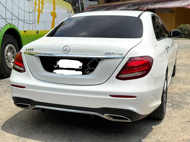 2016 Mercedes Benz E200 AMG 2.0 (A) - 4