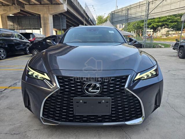 2023 Lexus IS300 2.0T VERSION Camera P/Shift LED - 1