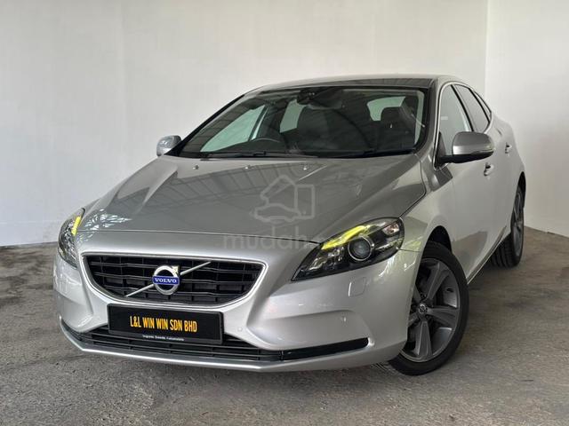 Volvo V40 2.0 T5 (A) - 2