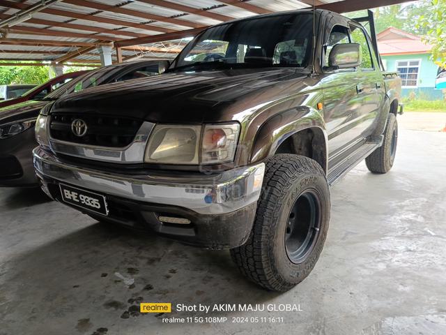 2004 Toyota HILUX 2.5 SR TURBO (A) - 3