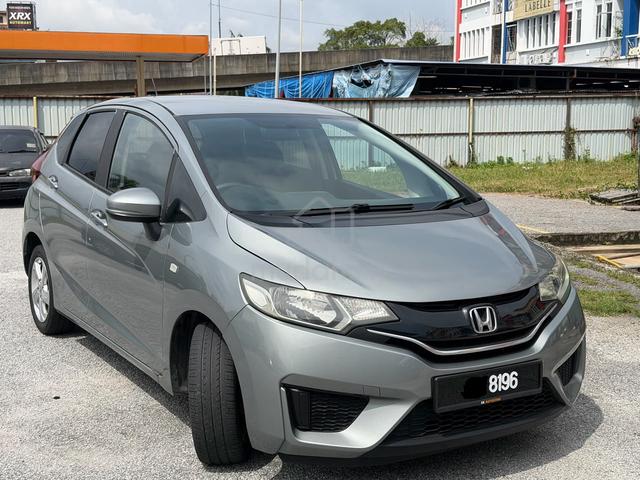 2015 Honda JAZZ 1.5 E (A)FULL LOAN$BACK - 3