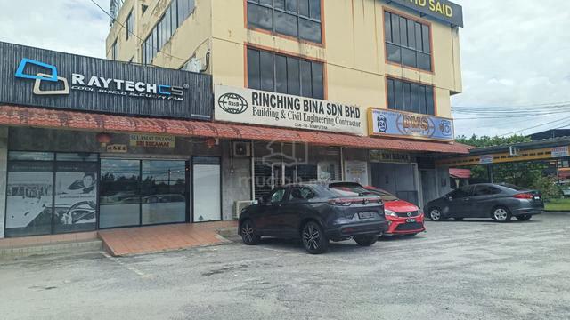 Facing main road Ground Floor Shop Cheras Batu 12 near Sg Sekamat 1