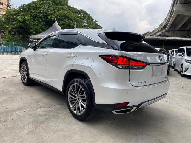 2022 Lexus RX300 2.0 3LED 24,000 Km BSM - 3