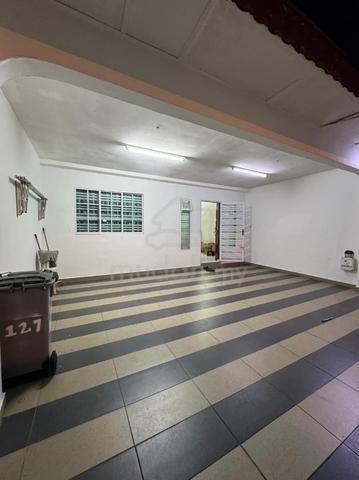 Tmn Sri Kulai Baru 2 Single Storey house for Sale/ 1