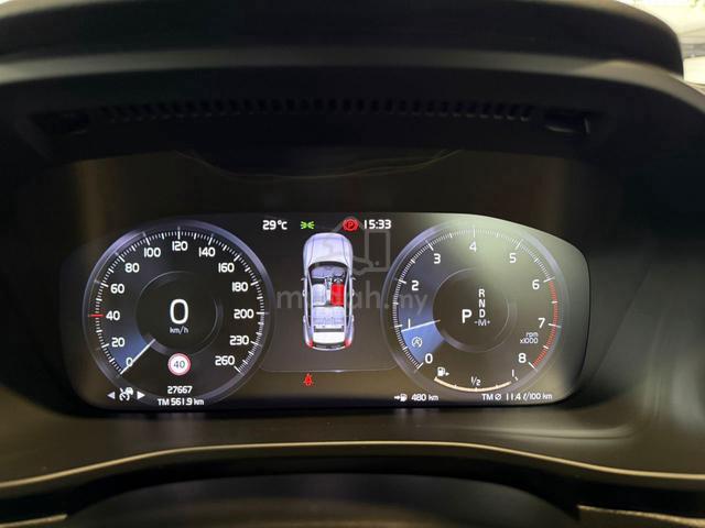 Volvo XC40 2.0 T5 AWD R-DESIGN (A) F.S.R 27K TURBO - 2