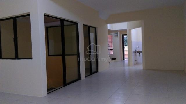 Basic double storey at Greenwood Park, Bandar Country Homes 1