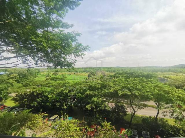 Starview Bay @ Forest City 1