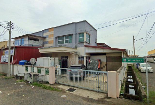 Megah Industrial Warehouse | 1.5 Storey Semi-D 1