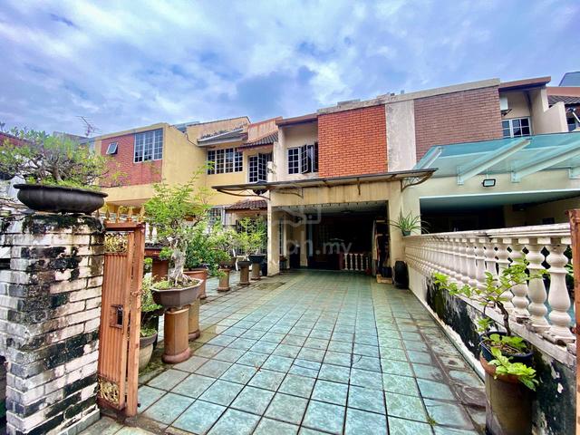 FACING OPEN Double Storey Terrace House SS19 Subang Jaya 1