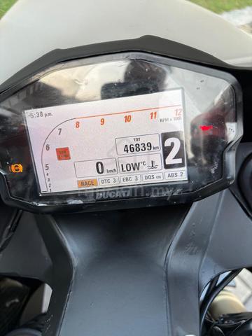 Ducati 1199 Panigale - photo 5 of 10