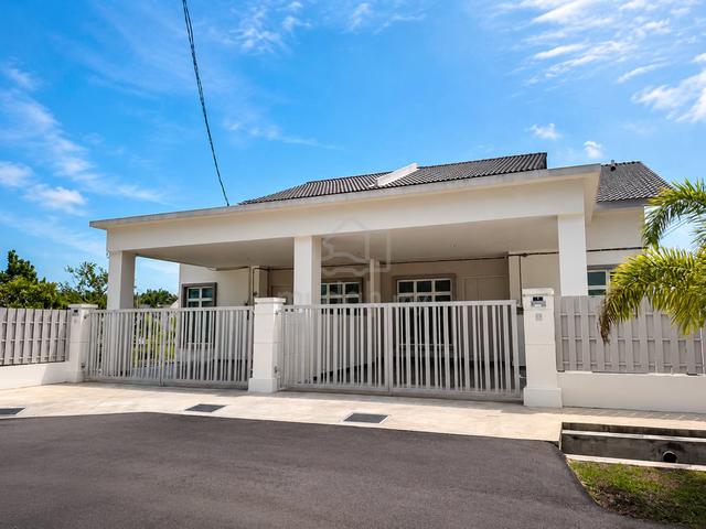 Single Storey Freehold in Ayer Molek Near Duyong Bukit Lintang Katil 1