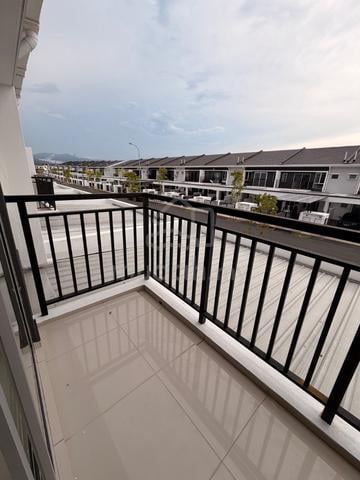 Seremban Sikamat TownHouse Rumah Completed Freehold Full Loan 1
