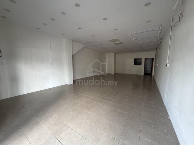 Ground Floor Intermediate Shop Jalan Pending for Rent 1