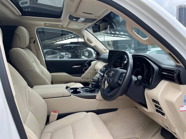 2024 Toyota LANDCRUISER 3.5 ZX Petrol/LC300/16K KM - 5