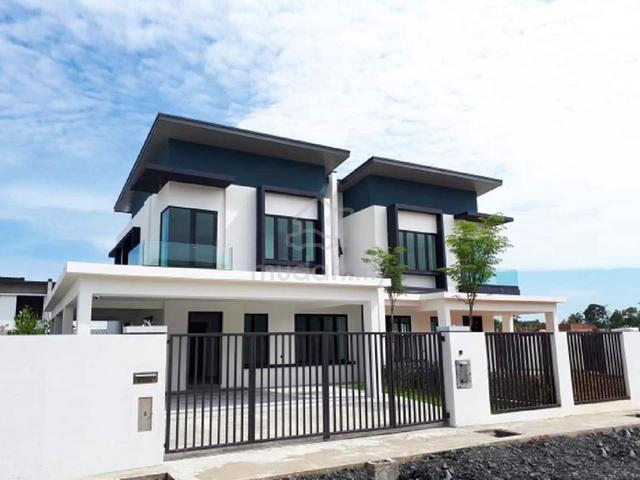 Cyberjaya !! Garden Home 30x88 Facing Garden Unit!!!! 1