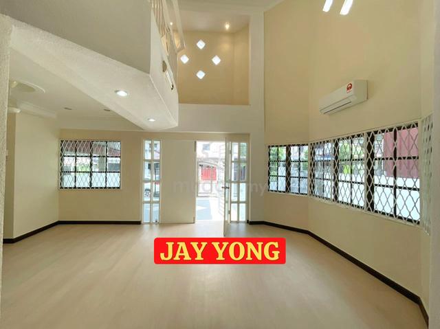 SUPERB 2.5 Storey Terrace Inter Corner House RENOVATED Taman Bidara BM 1