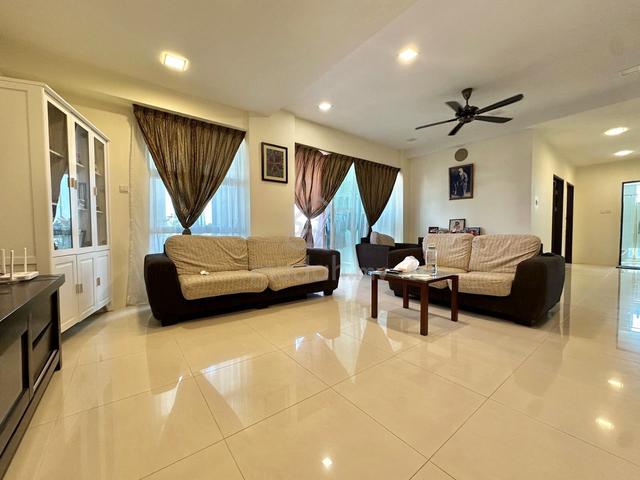R55 Condominium 1