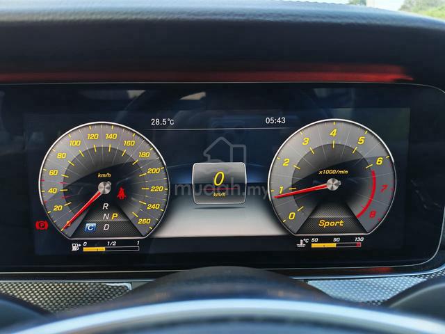 Mercedes Benz E300 2.0 AMG (A) P.ROOF / P.BOOT - 3