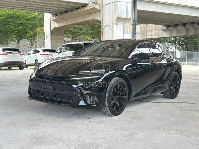 Toyota Crown Sport Z *Pan roof / Grade 4.5* - 2