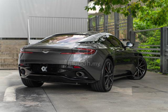 Aston Martin Db11 5.2 V12 2016 Magnetic Silver - 2