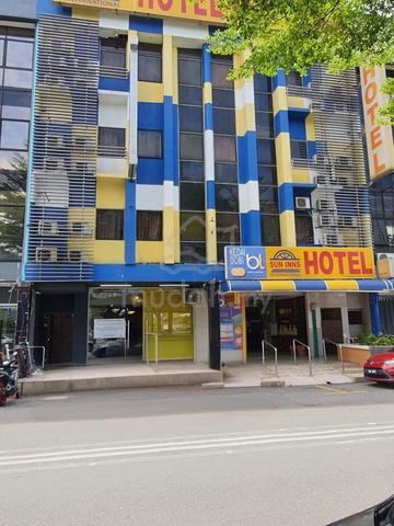 Shop Lot for Rent – Facing Highway, Near KTM, The Mines Seri Kembangan 1