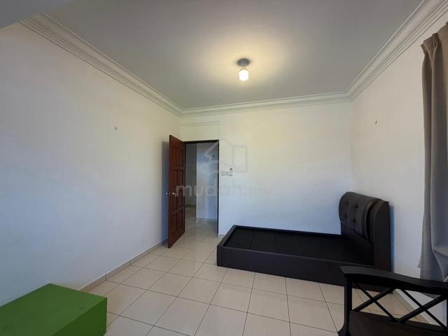 For Rent | Taman BDC Kolombong|2 storey Terrace House| Inter Corner 1