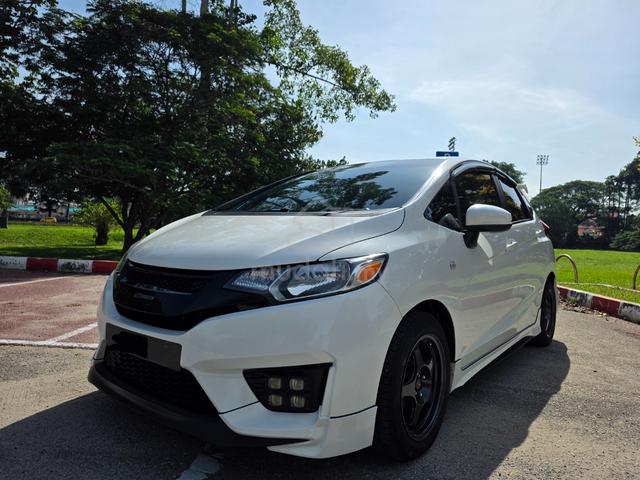 2015 Honda JAZZ 1.5 S (A) - 4