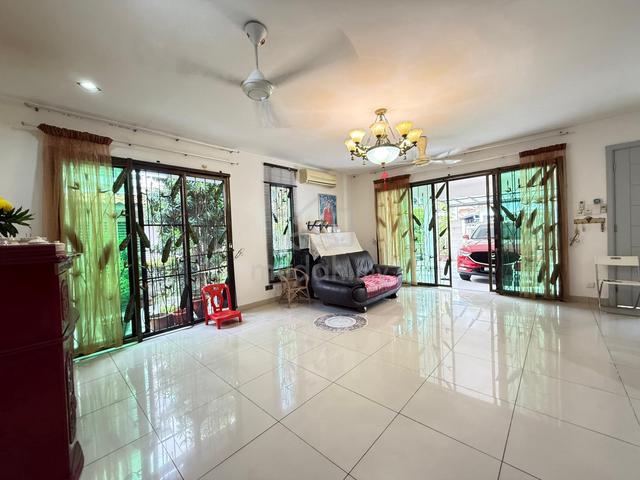 3 Sty Semi D @ Country Heights, Kajang, Freehold, Gated Guarded, Cheap 1