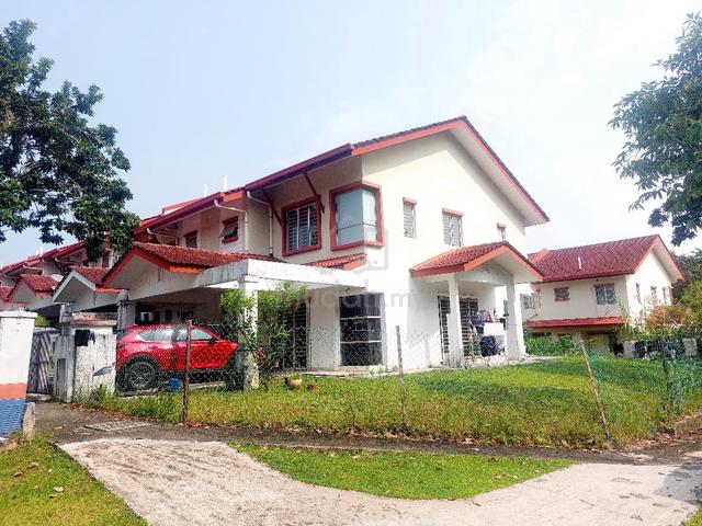 Double storey CORNER, Aman Putri, Seksyen U17, Sungai Buloh 1