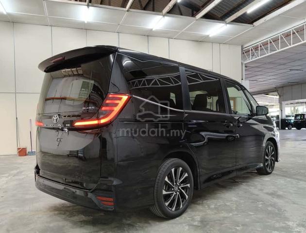 2022 Toyota NOAH 2.0 SZ (A) - 3