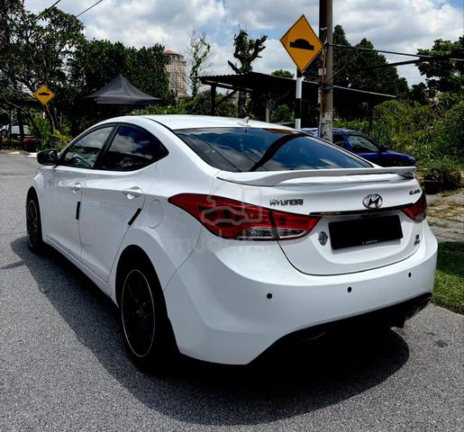 2013 Hyundai ELANTRA 1.8 PREMIUM (A) - 4