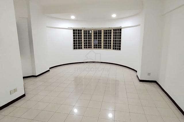 Regency Condominium 1