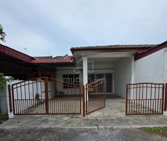 Taman Pulau Gadong House For Rent 1