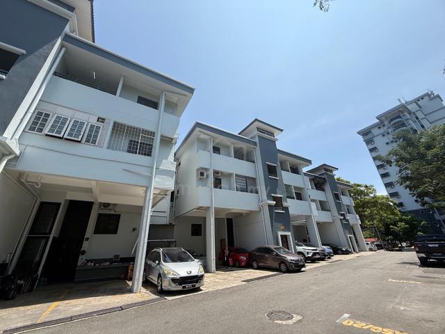 The Colonnades Condominium 1