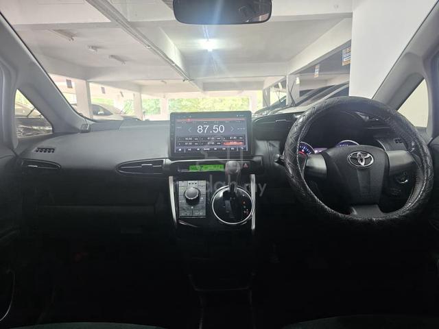 14/20 Toyota WISH 2.0 Z NFL 7 Seater Keyless 17Rim - 4