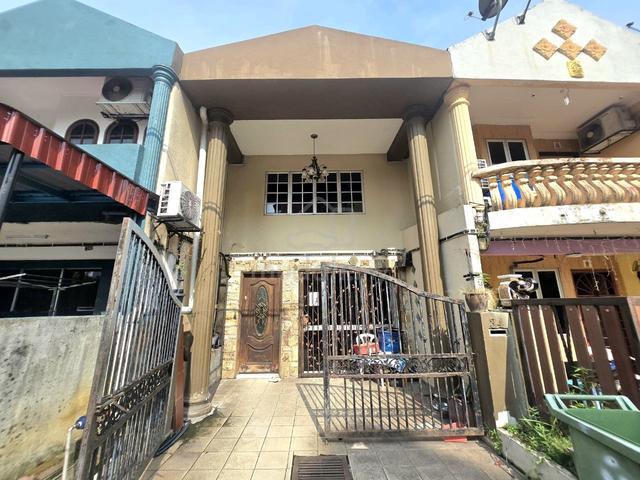 Renovated 2 Storey Kampung Lindungan PJS 6 Bandar Sunway. 1