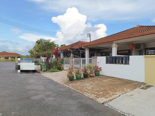 Single Storey Intermediate House at Batu Kawa, Moyan, Taman Genesis 1