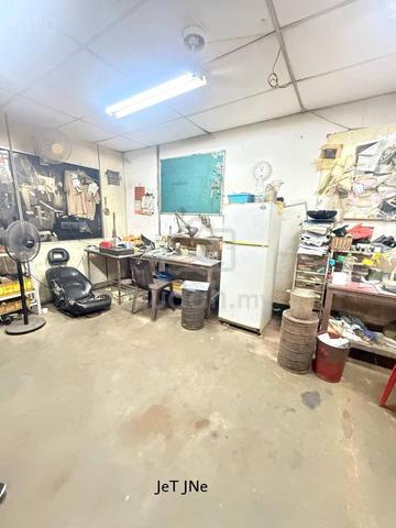 Shah Alam Kampung Jawa Single Storey Terrace Factory For Sale 1