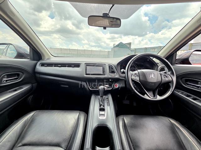 TRUE YEAR 2020 Honda HR-V 1.8 V (A) LEATHER SEAT - 3