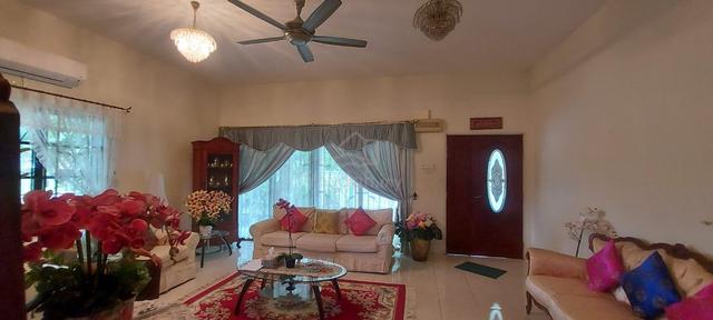 Big Side Corner Lot Double Sty Bdr Nusa Rhu Sek U10 Shah Alam Nr Dash 1