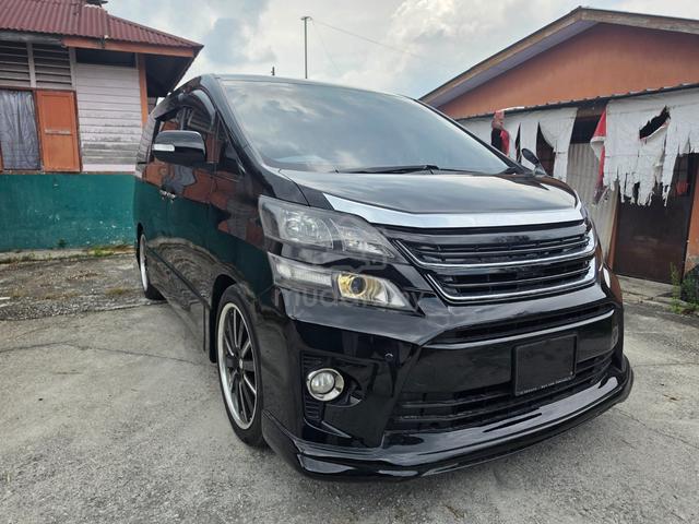 Toyota vellfire 2.4 golden eye 2013/2015 - 1