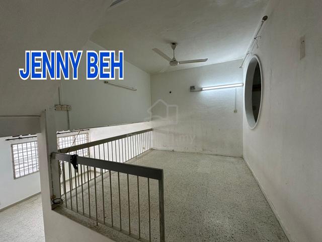 Double Storrey Terrace At Greenland Island Park Penang For Sale 1