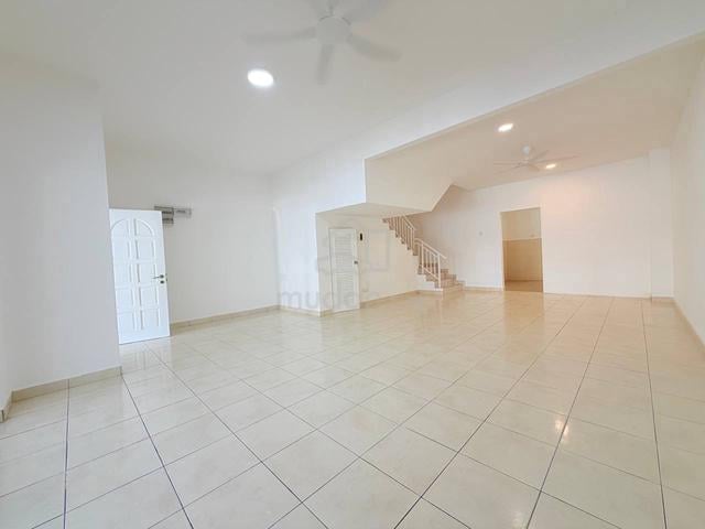 FREEHOLD, MURAH‼️LAMAN GLENMARIE SHAH ALAM, Glenpark U1 2 Storey 1