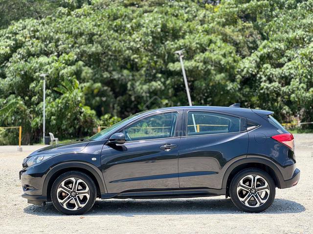 2017 Honda HR-V 1.8 S (A) HAVE FSR / 1 OWNER - 3