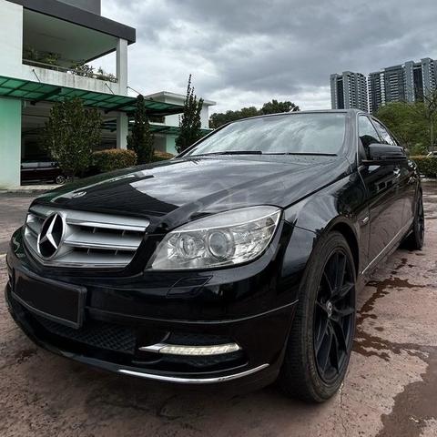 2011 Mercedes Benz C250 CGI BlueEFCY - 3