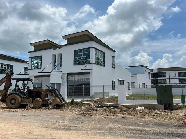Light Industrial 2 Combining 1.5 Storey Semi D Warehouse Kangar Perlis 1