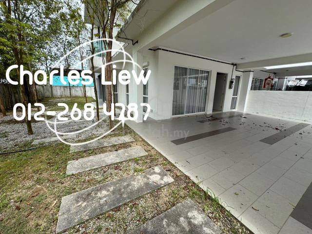 Fully renovated & furnished DS Corner Lot In Sendayan for sale 1