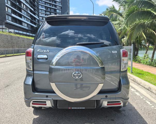 2013 Toyota RUSH 1.5 S FACELIFT(A)REAR A/C,7-SEATS - 4