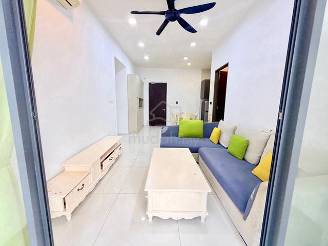 Bay Laurel @ Country Garden Danga Bay 1