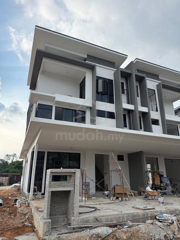 Mahkota Cheras Semi D For Sale 1